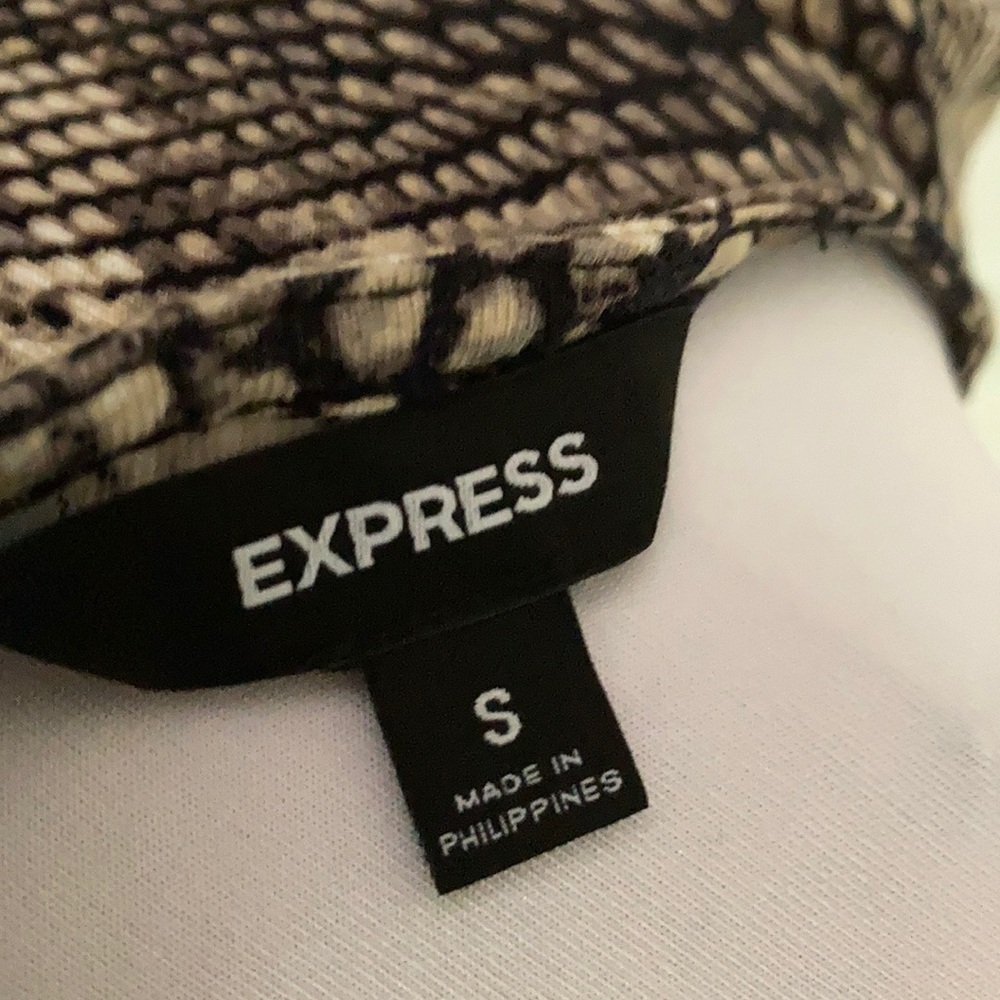 Express Snakeskin Print Dress - Picture 7 of 8